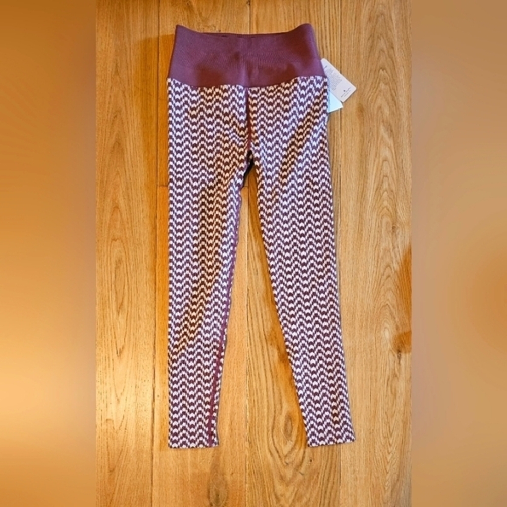 New Spiritual Gangster Seamless Jacquard 7/8 Leggings XS/S NWT